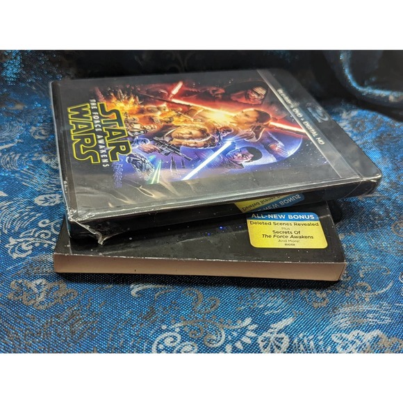 Star Wars: The Force Awakens Blu-ray DVD NIP - Picture 6 of 7